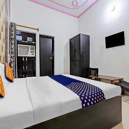 Spot On 81167 Hotel Asdr Rudrapur エクステリア 写真