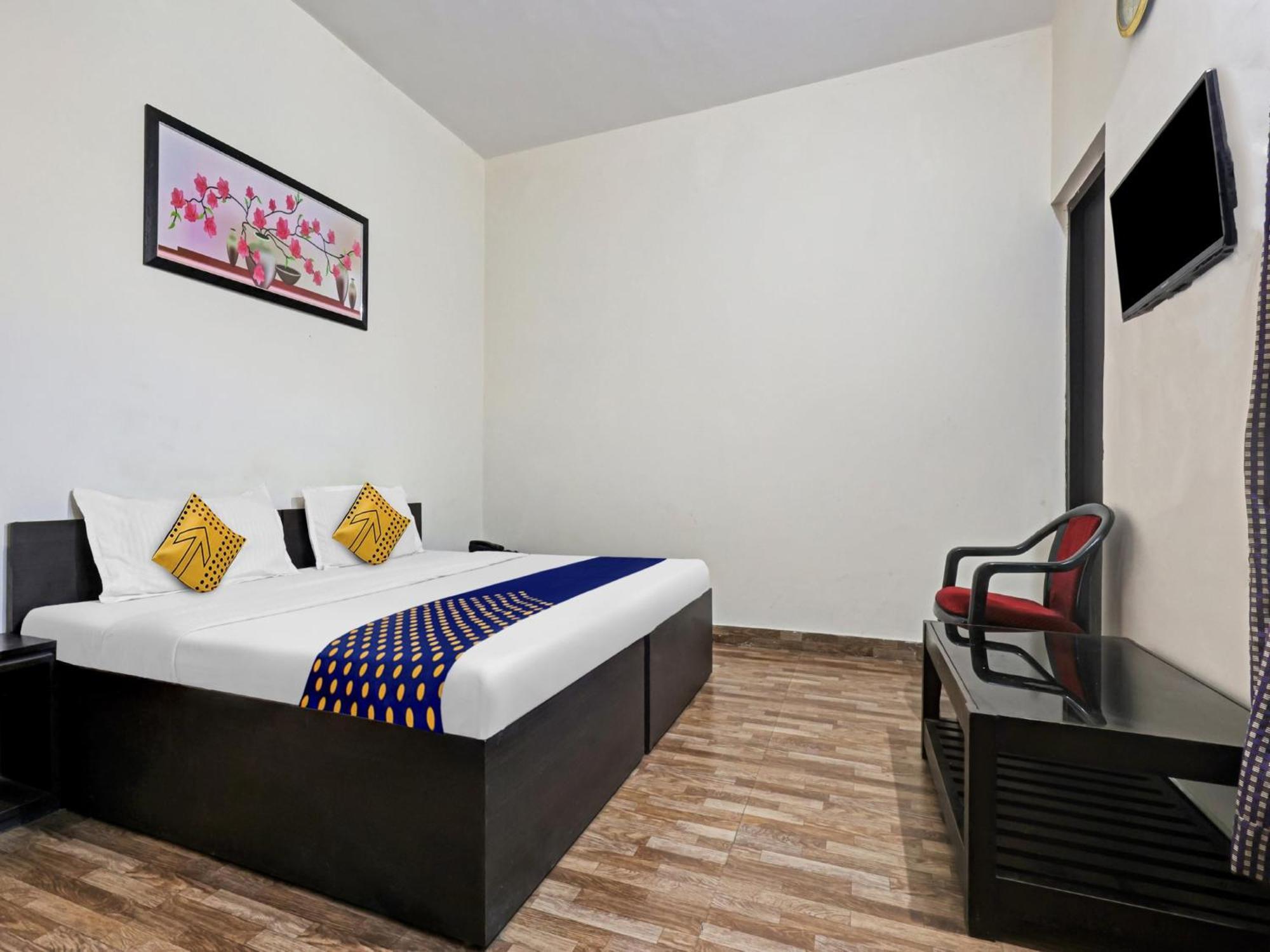 Spot On 81167 Hotel Asdr Rudrapur エクステリア 写真