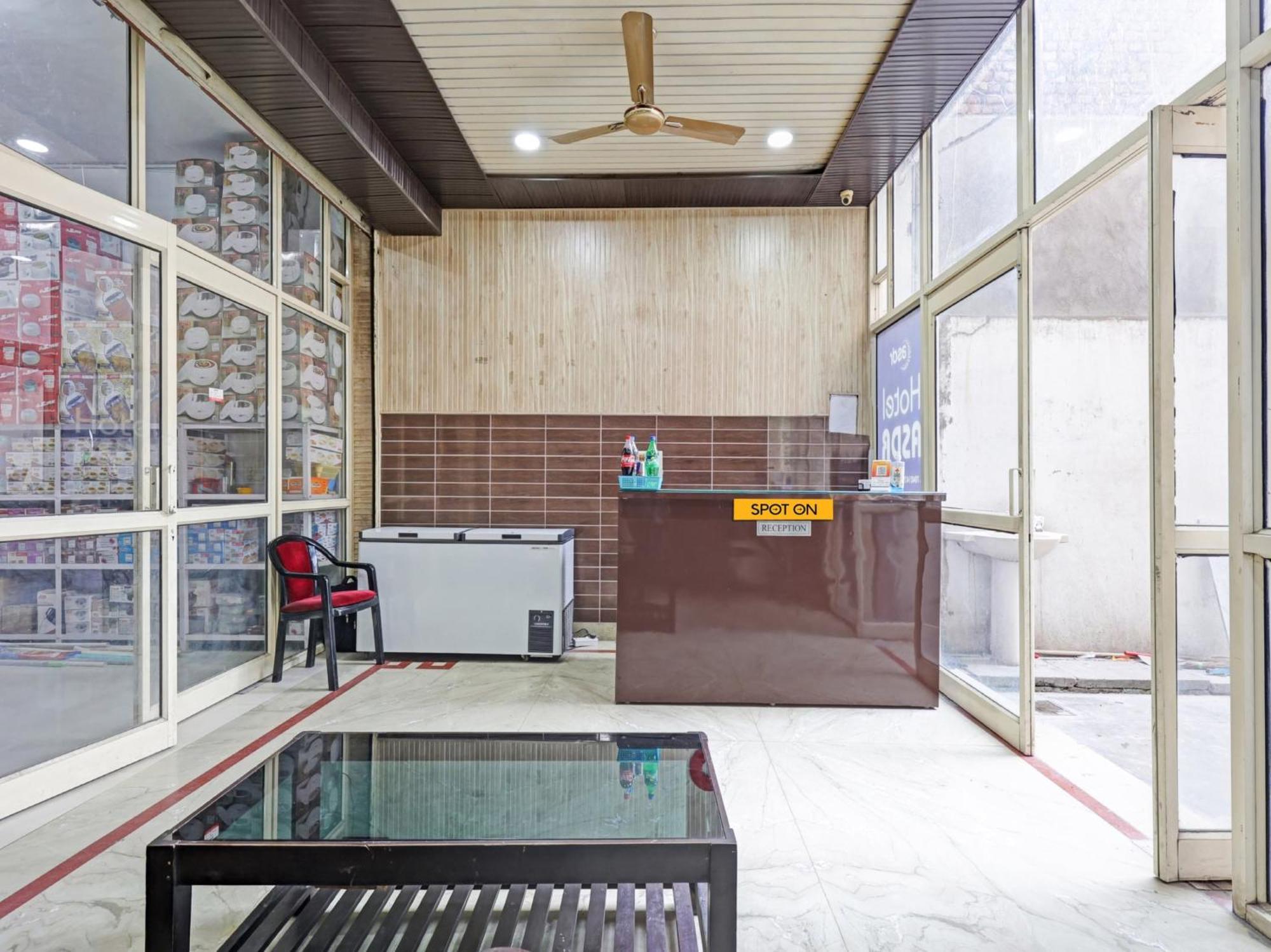 Spot On 81167 Hotel Asdr Rudrapur エクステリア 写真