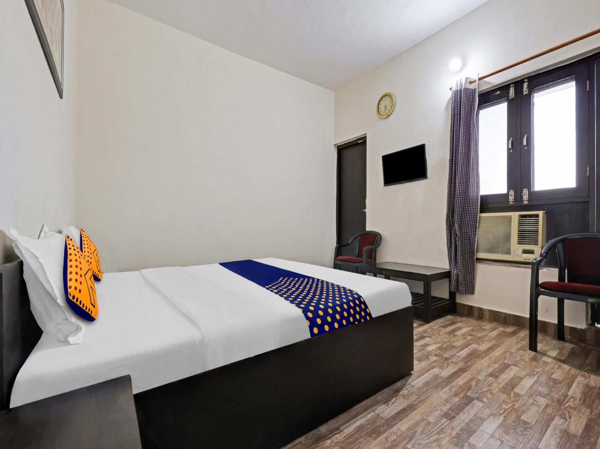 Spot On 81167 Hotel Asdr Rudrapur エクステリア 写真