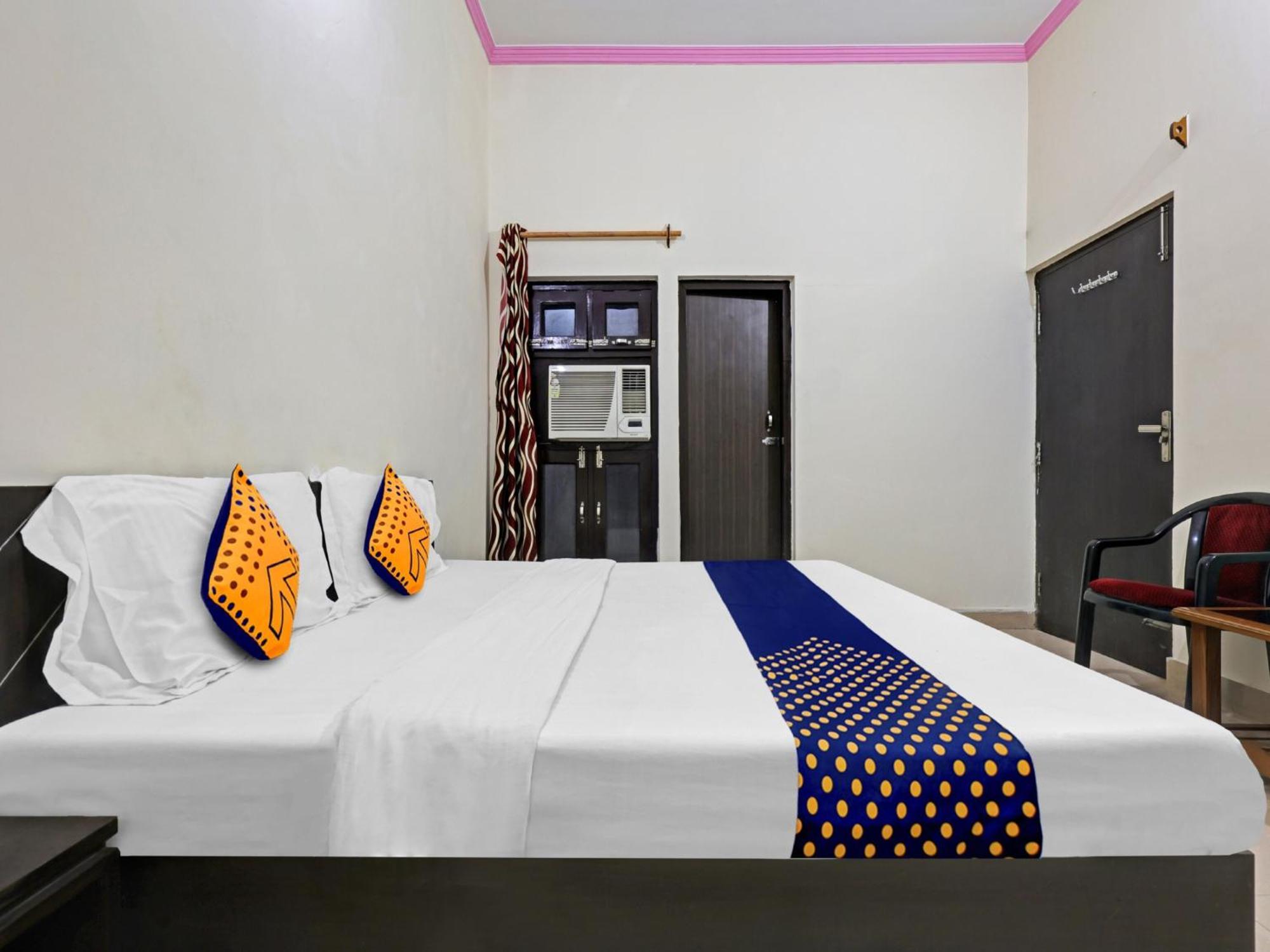Spot On 81167 Hotel Asdr Rudrapur エクステリア 写真